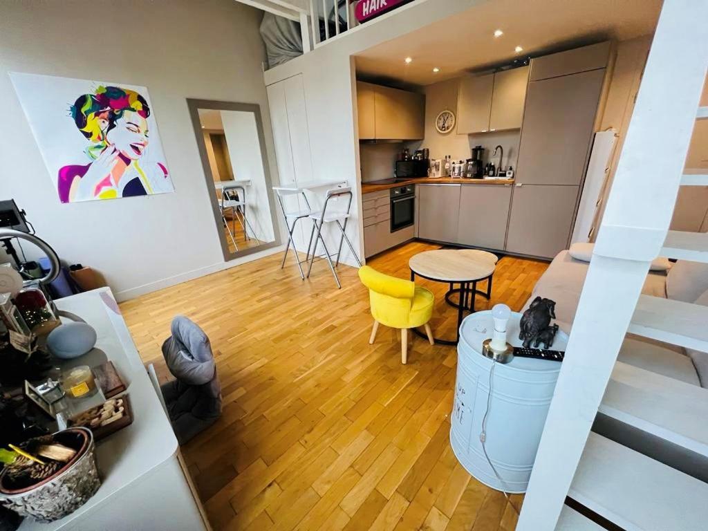Saint Dominique - Eiffel Tower View - 7 Appartement Parijs